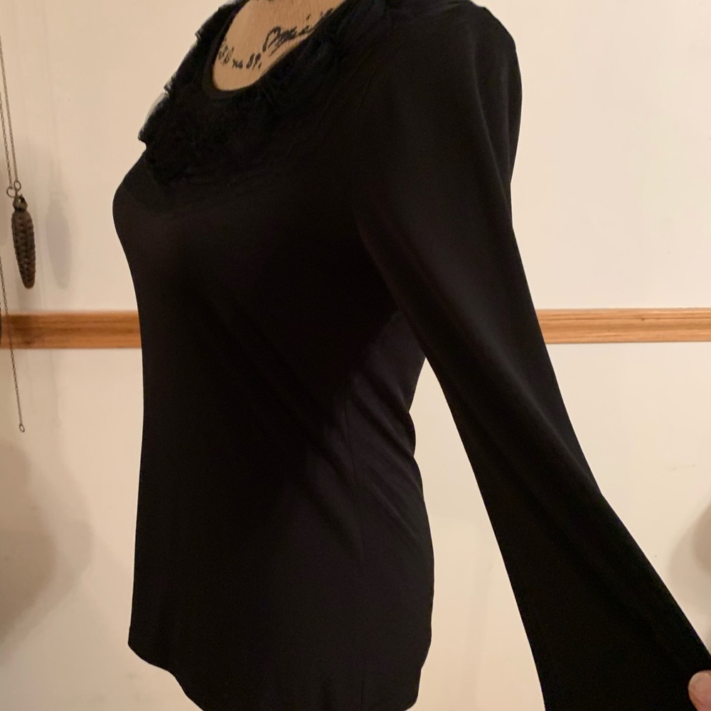 Women’s blouse very unique - Picture 3 of 5